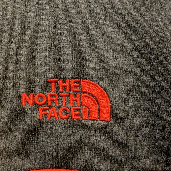 THE NORTH FACE ZIP UP JACKET - Picture 2 of 10